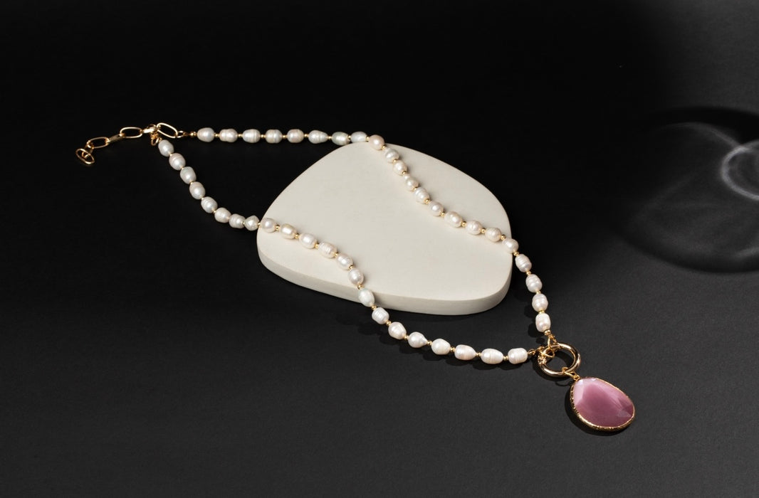 Rosa Pearl Necklace